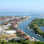 Maison Bassin D'arcachon 펜션 *
